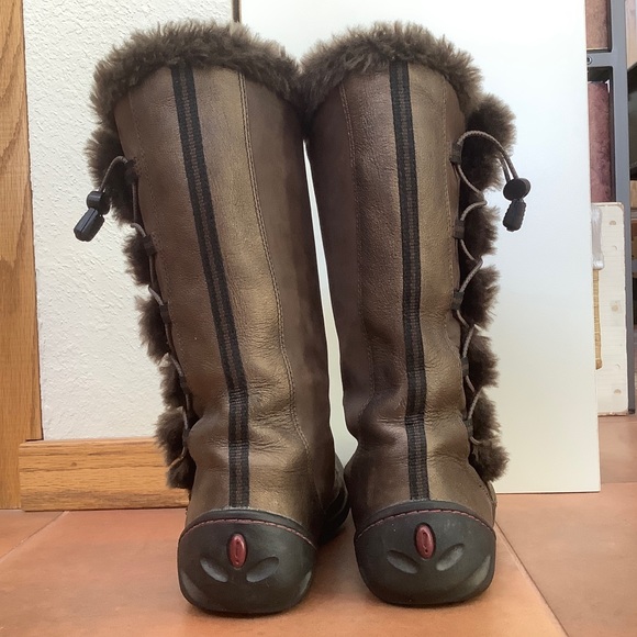 Privo by Clarks winter boots, size 8.5 - Picture 2 of 5